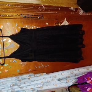 Torrid beautiful lace dress size 2